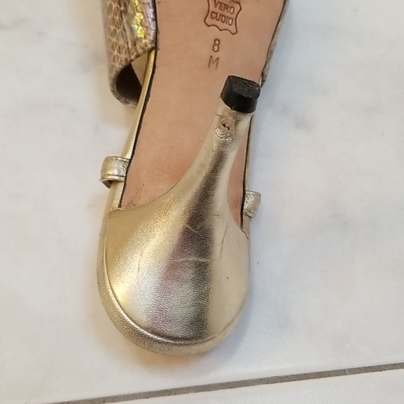 Woman's  Fashion Sandals - Picture 6 of 11